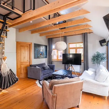 Апартаменты Cozy Riverside Penthouse